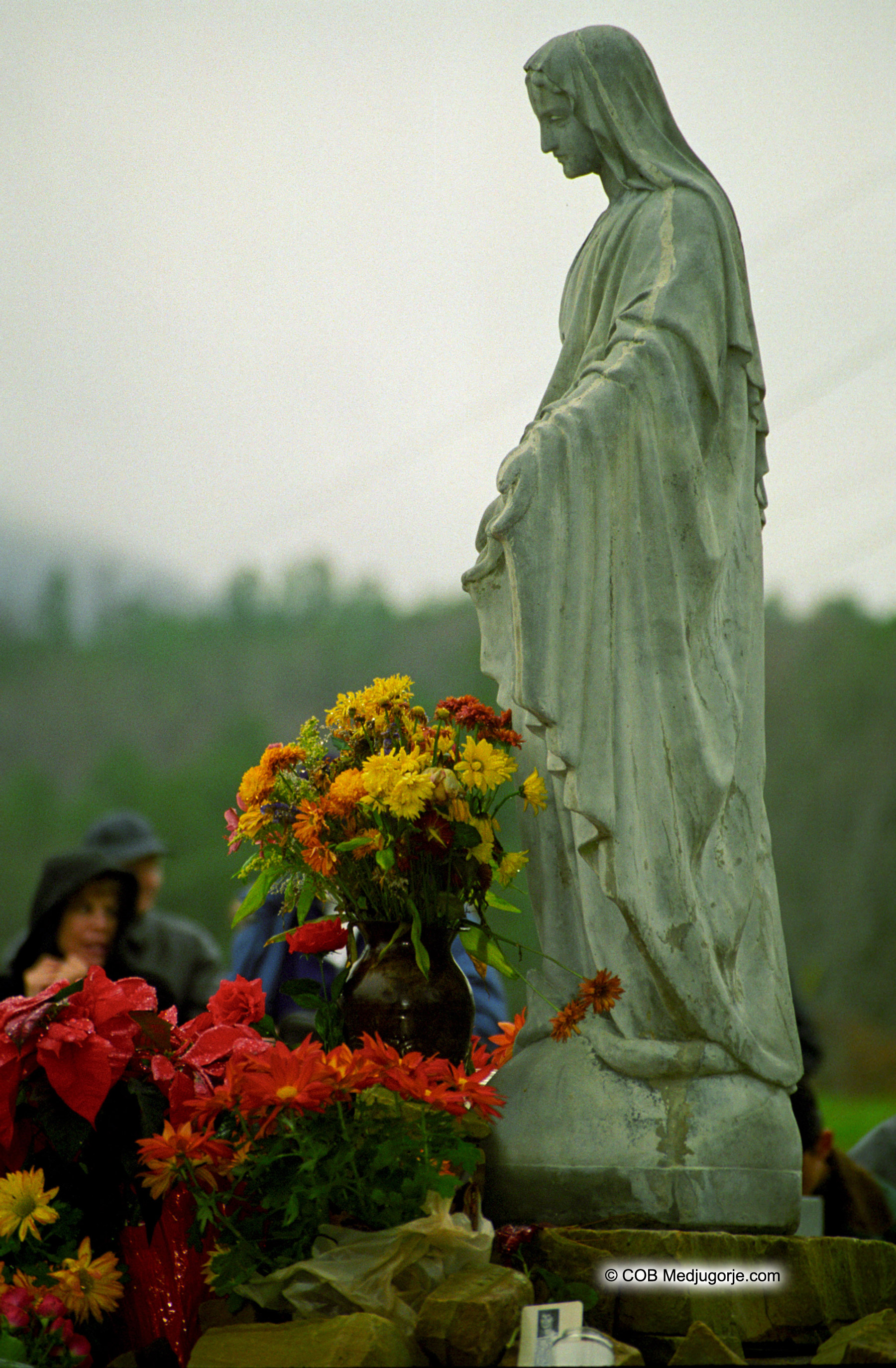 Our Lady's statue in the Field at Caritas 2001