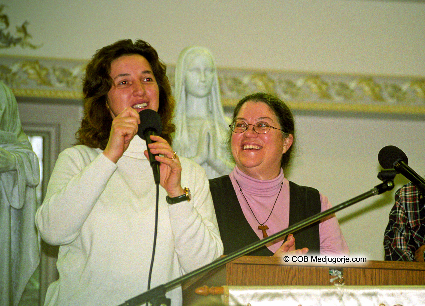 Marija speaking to the Crowds at Caritas 2001