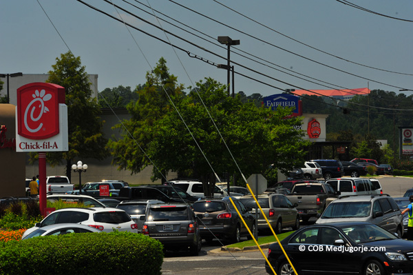 Hwy-280-Alabama-backed-up-due-to-support-of-Chick-fil-A