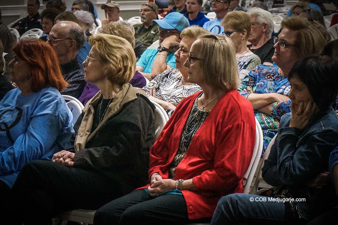 Visitors listening to a Friend of Medjugorje in Bridge City, Texas.