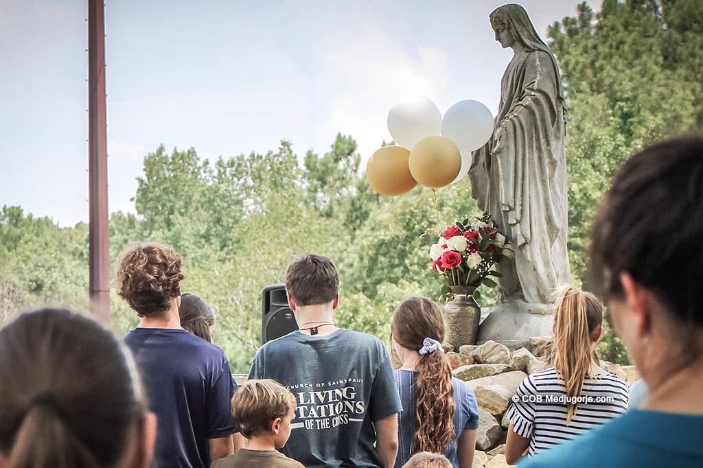 Our Lady with baloons at Caritas of Birmingham, August 5, 2020
