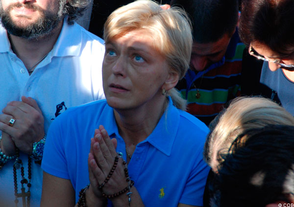 Mirjana crying during the apparition of September 2, 2009